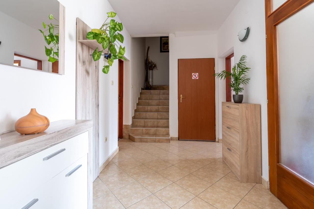 Alto 1 Studio Apartment Rovinj Eksteriør billede